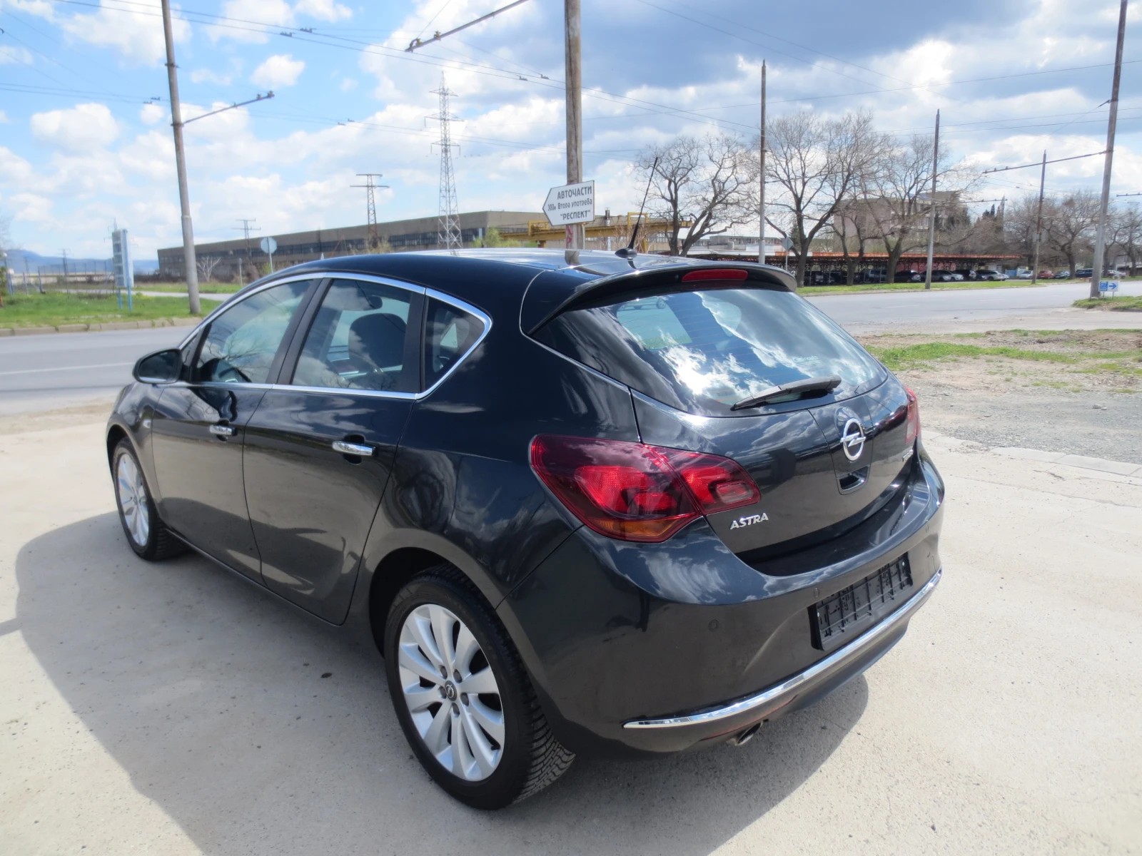 Opel Astra 1.4 i* TURBO* FACELIFT* , снимка 7 - Автомобили и джипове - 54137265