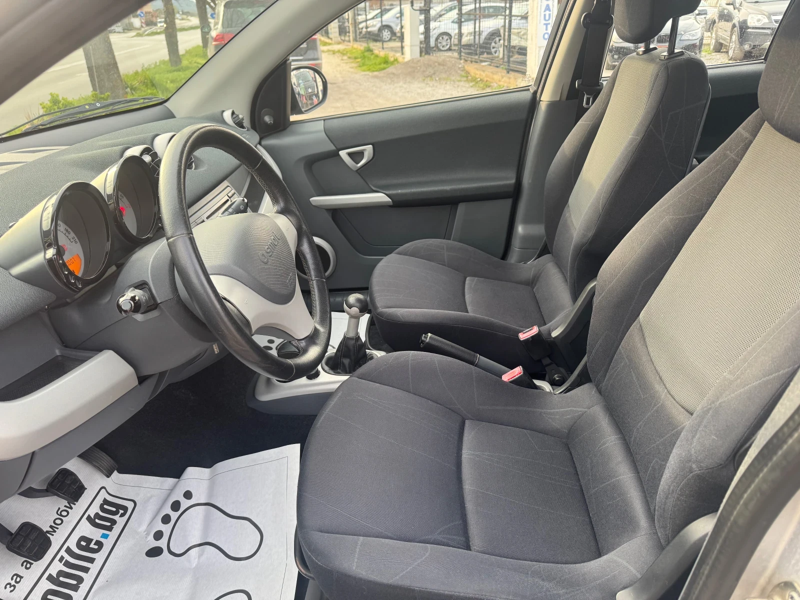 Smart Forfour 1.4i KLIMA 135000km., снимка 9 - Автомобили и джипове - 54198451