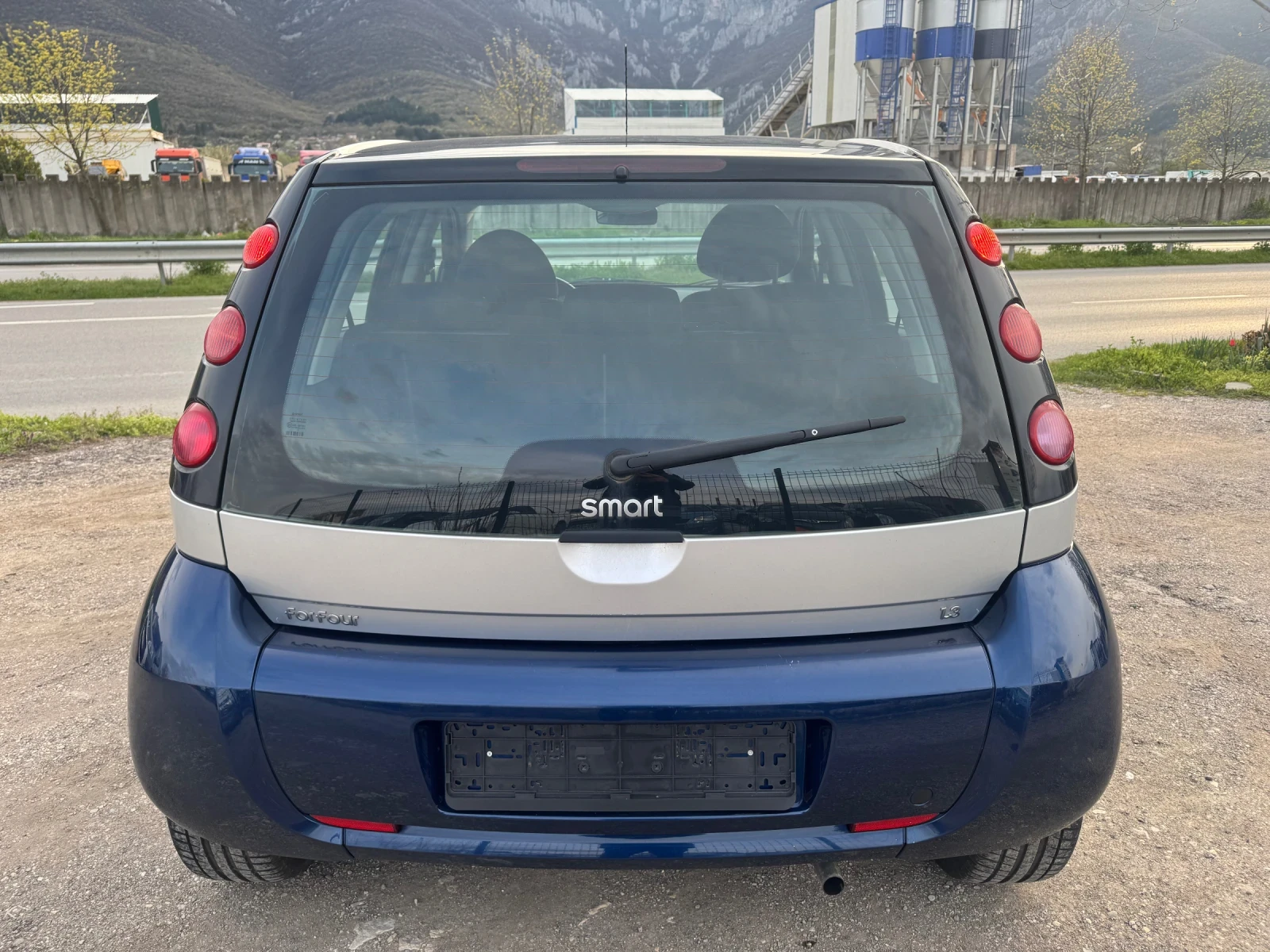 Smart Forfour 1.4i KLIMA 135000km., снимка 6 - Автомобили и джипове - 54198451