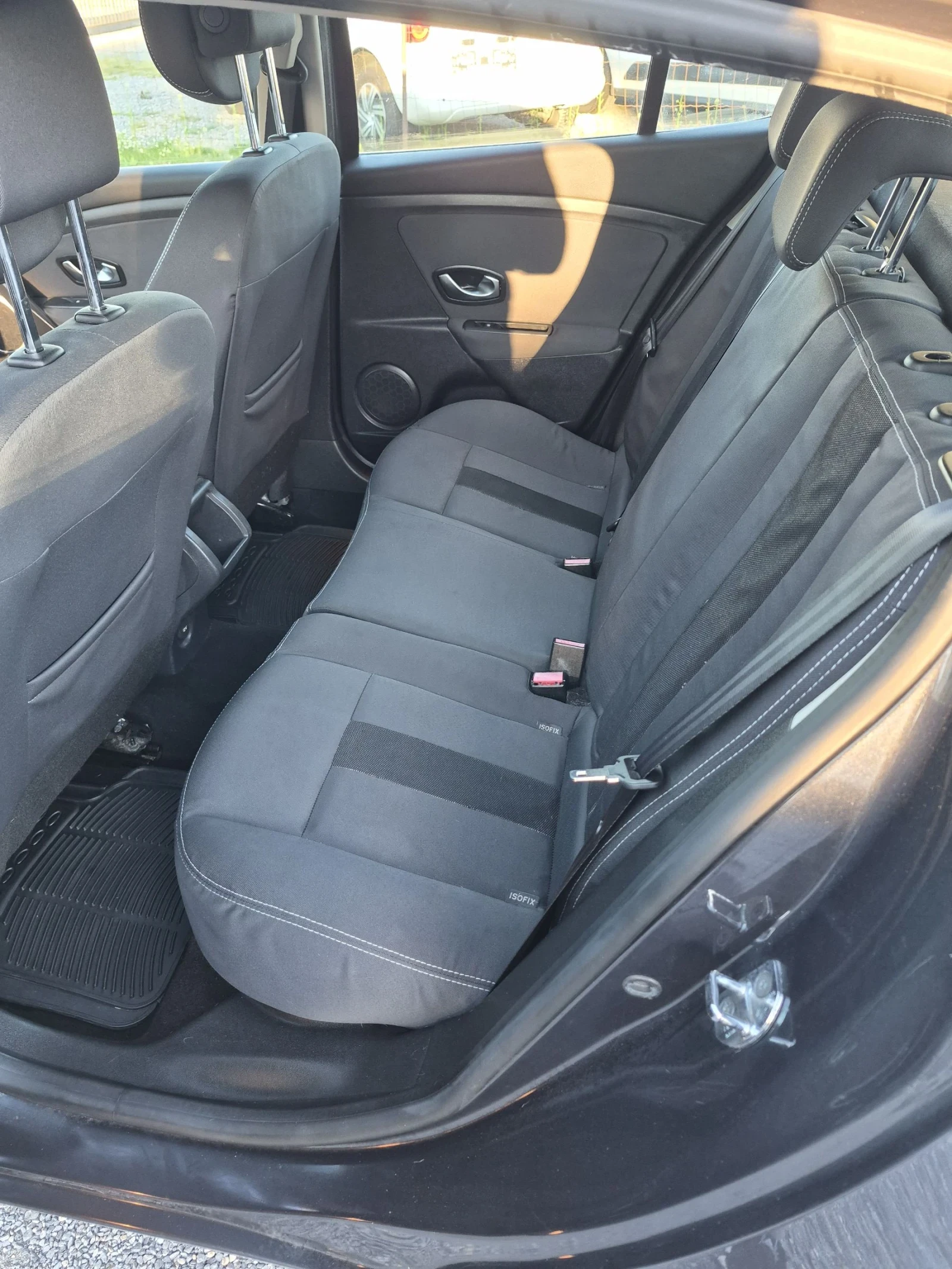 Renault Megane 1.5 DCI Evro 5 148364км., снимка 10 - Автомобили и джипове - 54221014