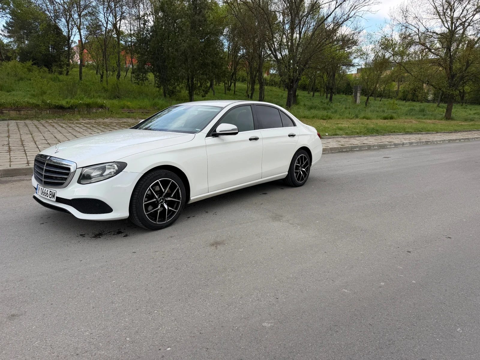 Mercedes-Benz E 200 E200 9G, снимка 2 - Автомобили и джипове - 54391070