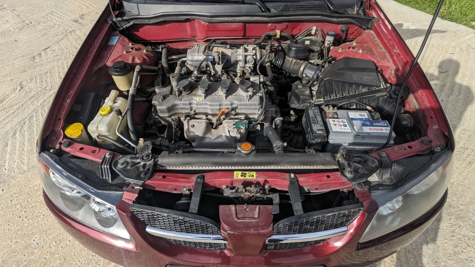 Nissan Almera 16v N16 facelift, снимка 11 - Автомобили и джипове - 54473140
