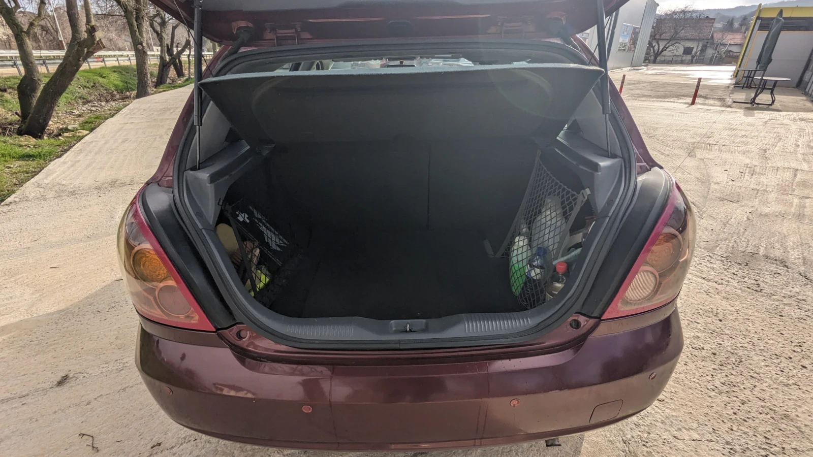 Nissan Almera 16v N16 facelift, снимка 6 - Автомобили и джипове - 54473140