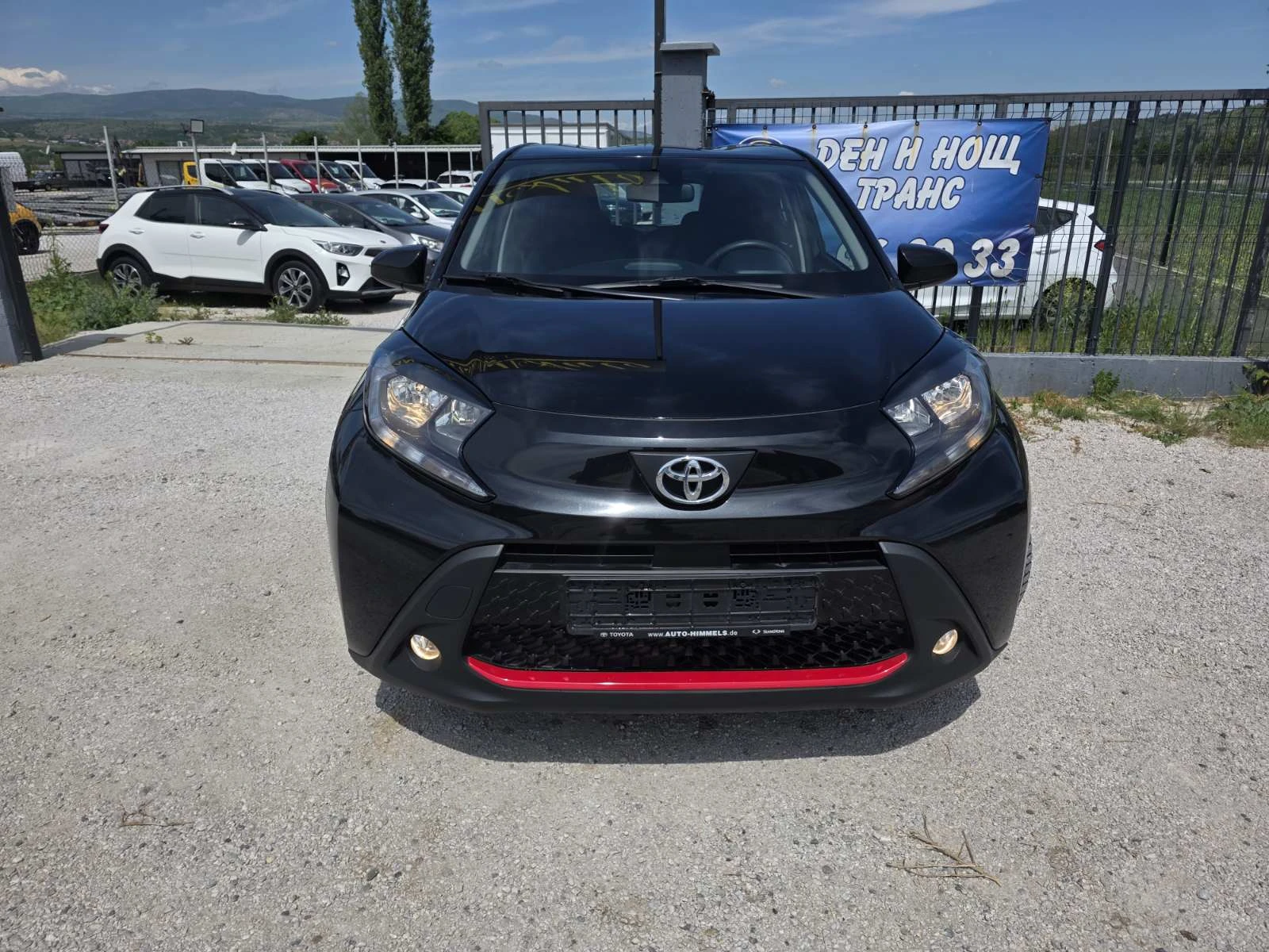 Toyota Aygo Х 1.0 VVT-i Камера| Джанти| Пълна сервизна история, снимка 3 - Автомобили и джипове - 54491387