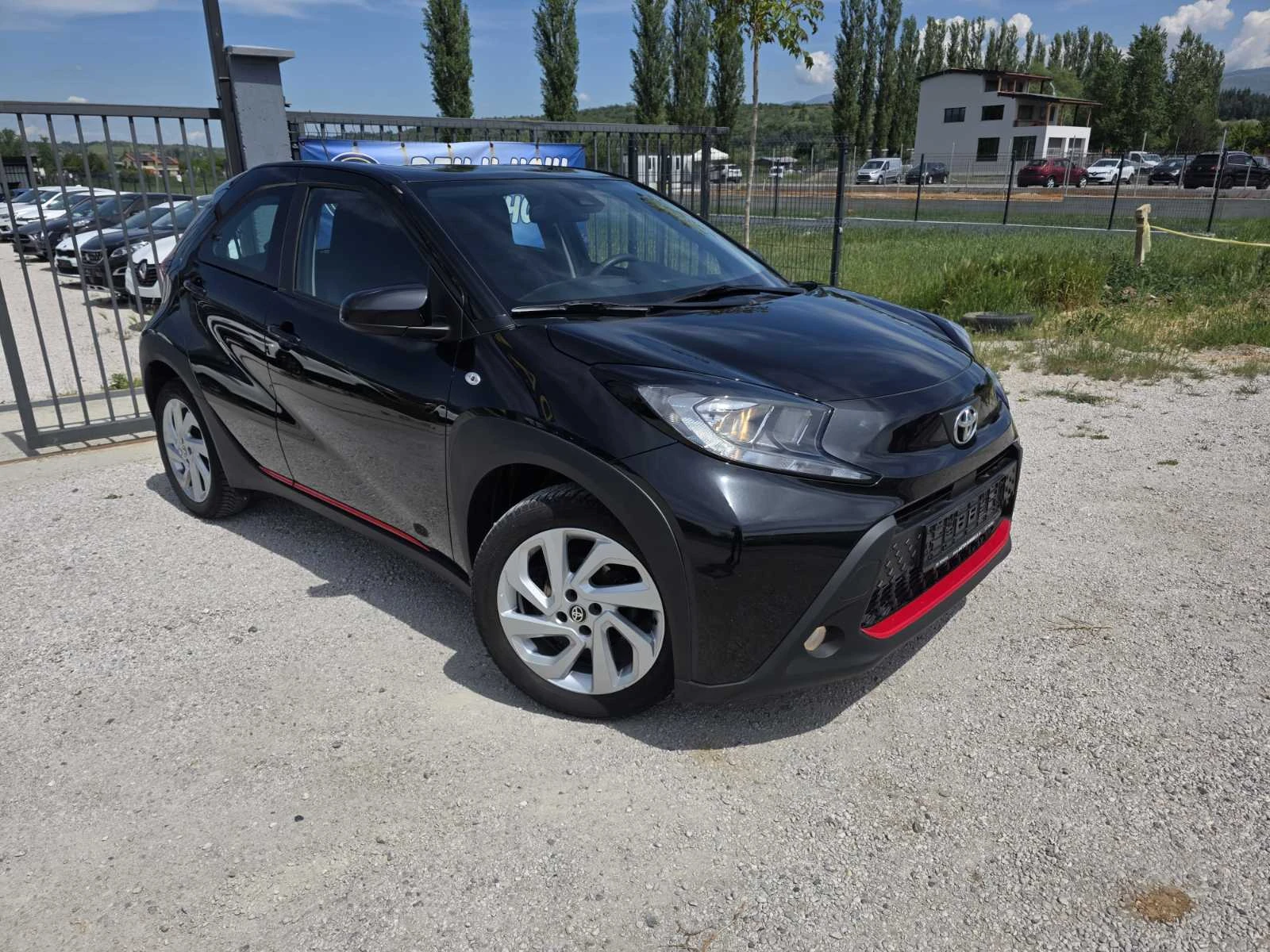 Toyota Aygo Х 1.0 VVT-i Камера| Джанти| Пълна сервизна история, снимка 4 - Автомобили и джипове - 54491387