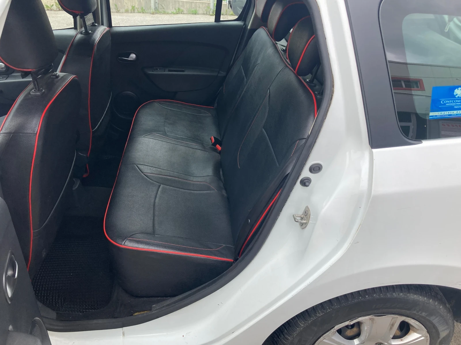 Dacia Logan 1.5 DCI 95ks EVRO-6  Klima, снимка 14 - Автомобили и джипове - 54653933