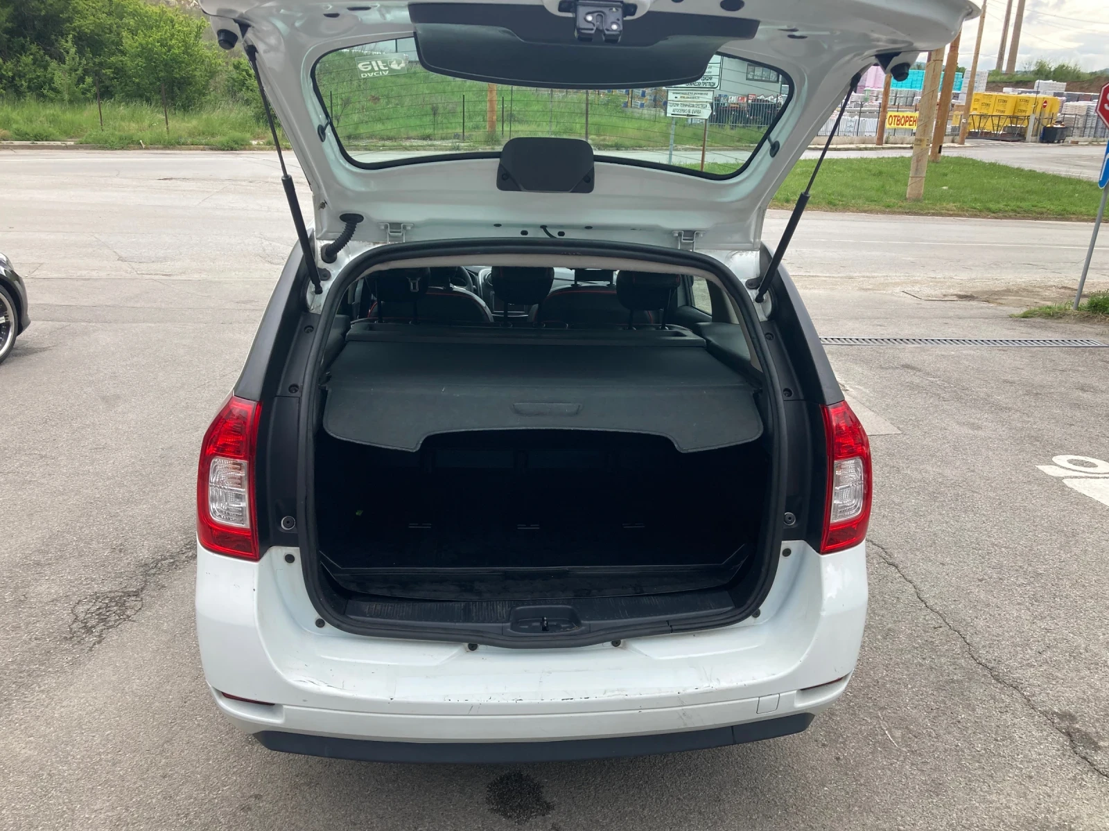 Dacia Logan 1.5 DCI 95ks EVRO-6  Klima, снимка 5 - Автомобили и джипове - 54653933