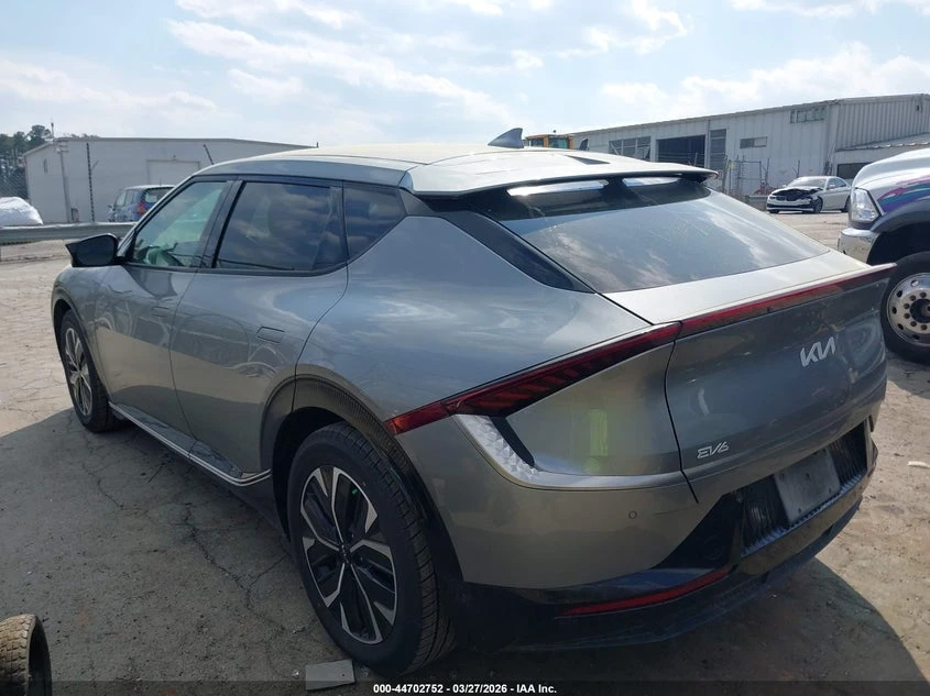 Kia EV6 Wind, снимка 3 - Автомобили и джипове - 55004624