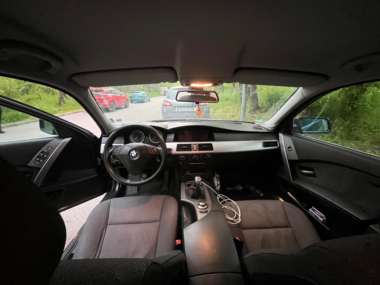 BMW 520, снимка 8 - Автомобили и джипове - 55460236