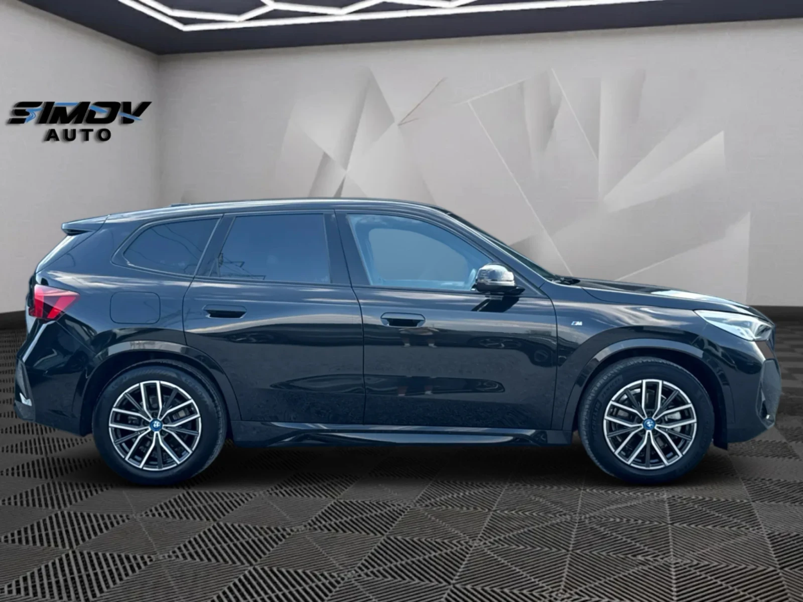 BMW iX1 68KWH M-PACKET X-DRIVE SOH-100% ���������� ���� | Mobile.bg � ����������� 6