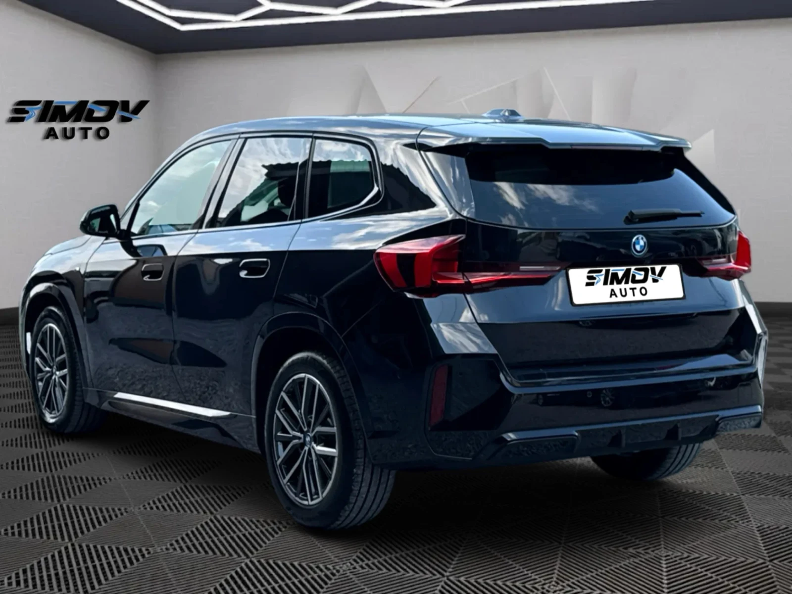 BMW iX1 68KWH M-PACKET X-DRIVE SOH-100% ���������� ���� | Mobile.bg � ����������� 4