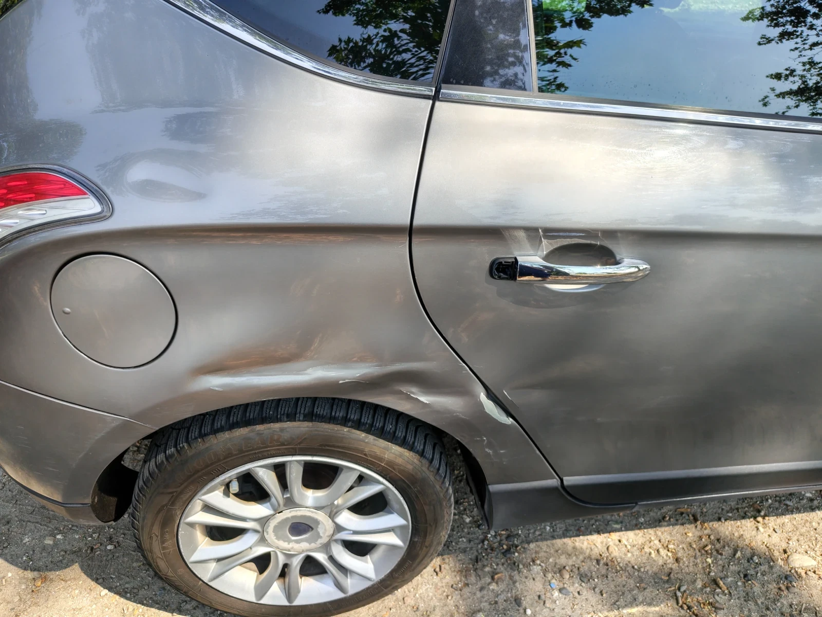 Lancia Delta, снимка 7 - Автомобили и джипове - 55774726