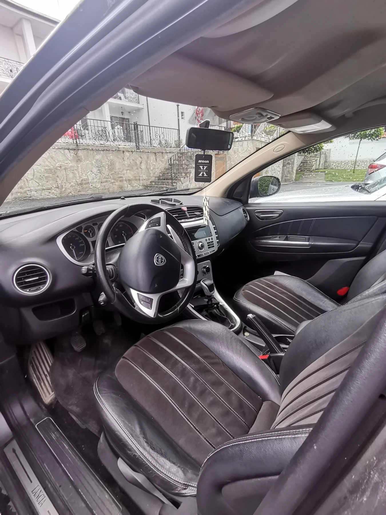 Lancia Delta, снимка 8 - Автомобили и джипове - 55774726