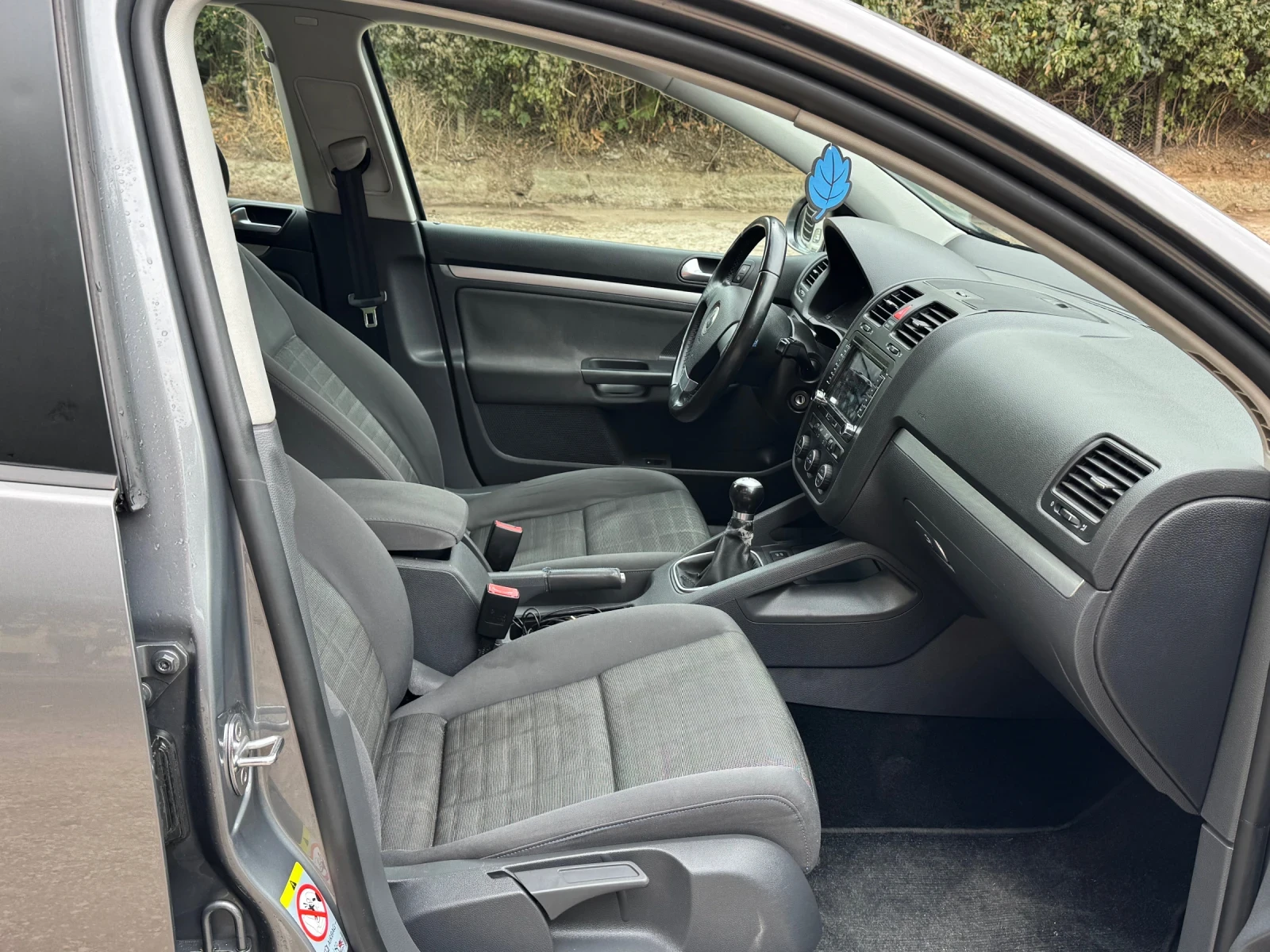 VW Golf 1.9 105к.с 6ск, снимка 7 - Автомобили и джипове - 56255672