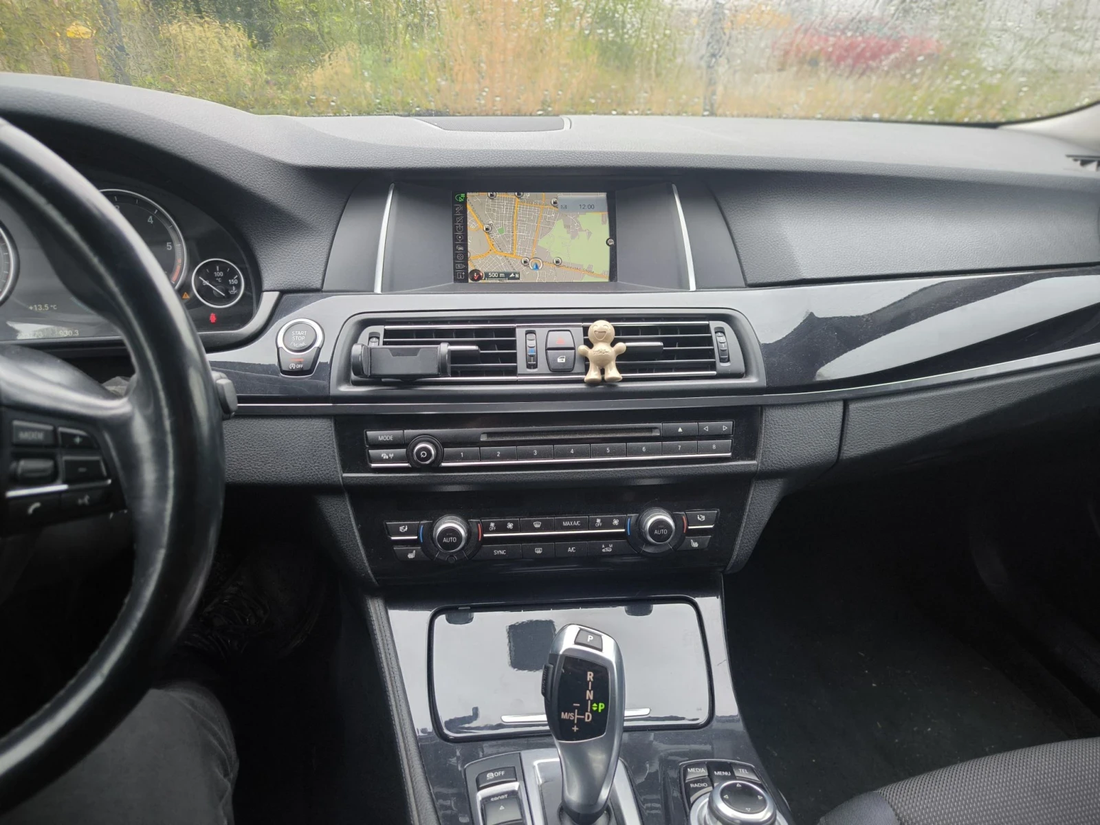 BMW 520, снимка 7 - Автомобили и джипове - 56475498