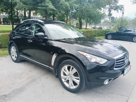 Infiniti QX70 