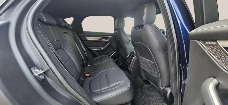 Jaguar F-PACE 3.0, снимка 6 - Автомобили и джипове - 52078451
