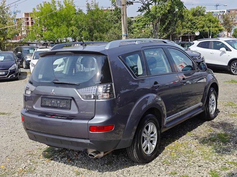 Mitsubishi Outlander 2.4-Auto, снимка 4 - Автомобили и джипове - 52948469