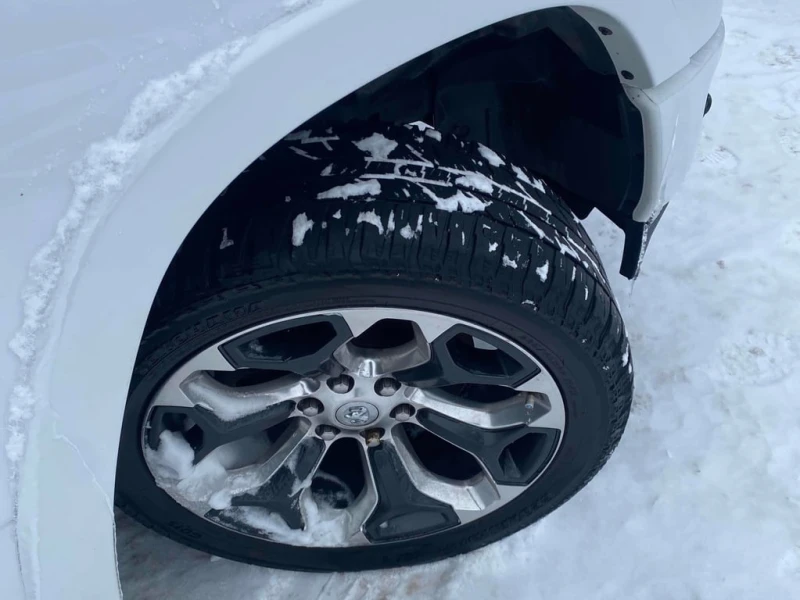 Dodge RAM 1500 * Limited Longhorn * CARFAX * БЕЗ ПЪРВОНАЧАЛНА ВНО, снимка 7 - Автомобили и джипове - 53062339