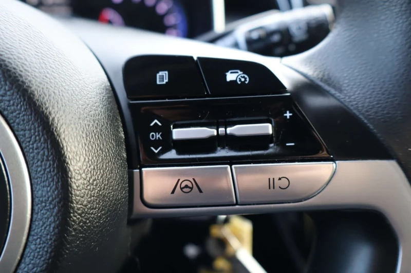 Hyundai Tucson ESSENTIAL | Heated Seats| Heated steering wheel, снимка 17 - Автомобили и джипове - 53340877