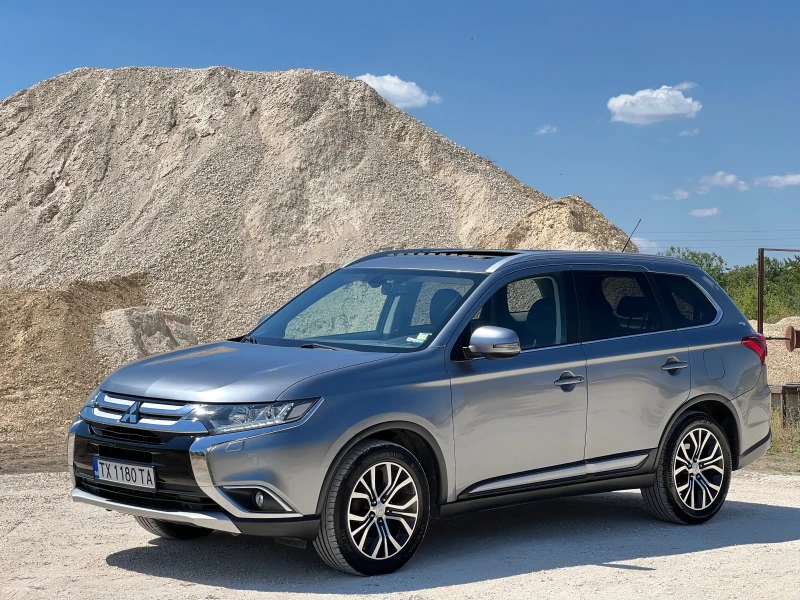 Mitsubishi Outlander, снимка 8 - Автомобили и джипове - 53495767