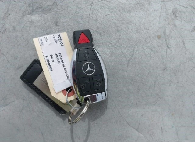 Mercedes-Benz GLS 500 4MATIC AMG PACK* ПАНО* KEYLESS* BURMESTER* , снимка 13 - Автомобили и джипове - 48587859