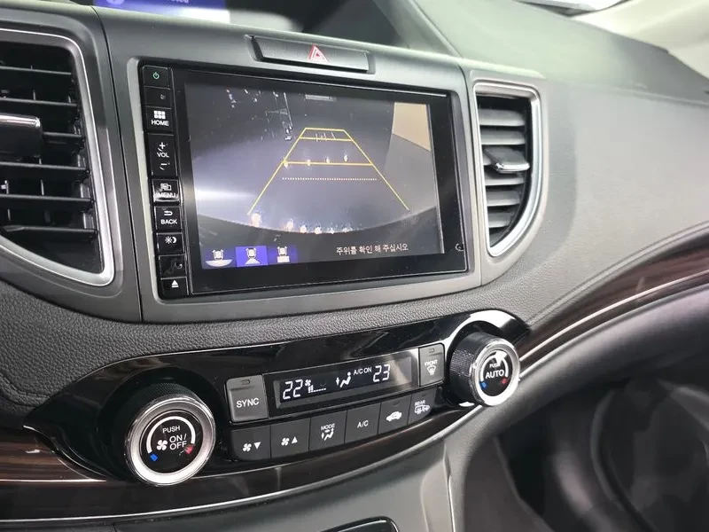 Honda Cr-v 4X4* ШИБЕДАХ* КАМЕРА* ПАРКТРОНИК* МУЛТИМЕДИЯ, снимка 16 - Автомобили и джипове - 56666343