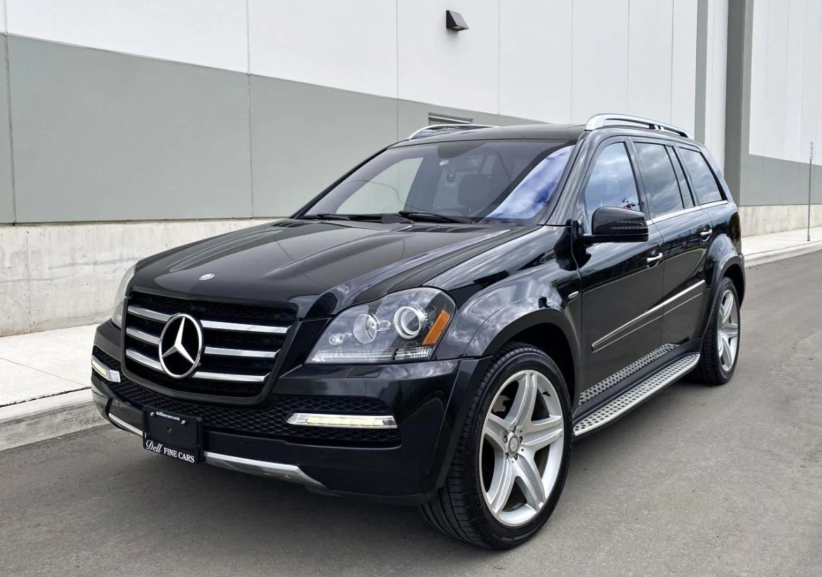 Mercedes-Benz GL 550 ИЗРЯДЕН * * AMG * * CARFAX * * АВТО КРЕДИТ * * , снимка 1
