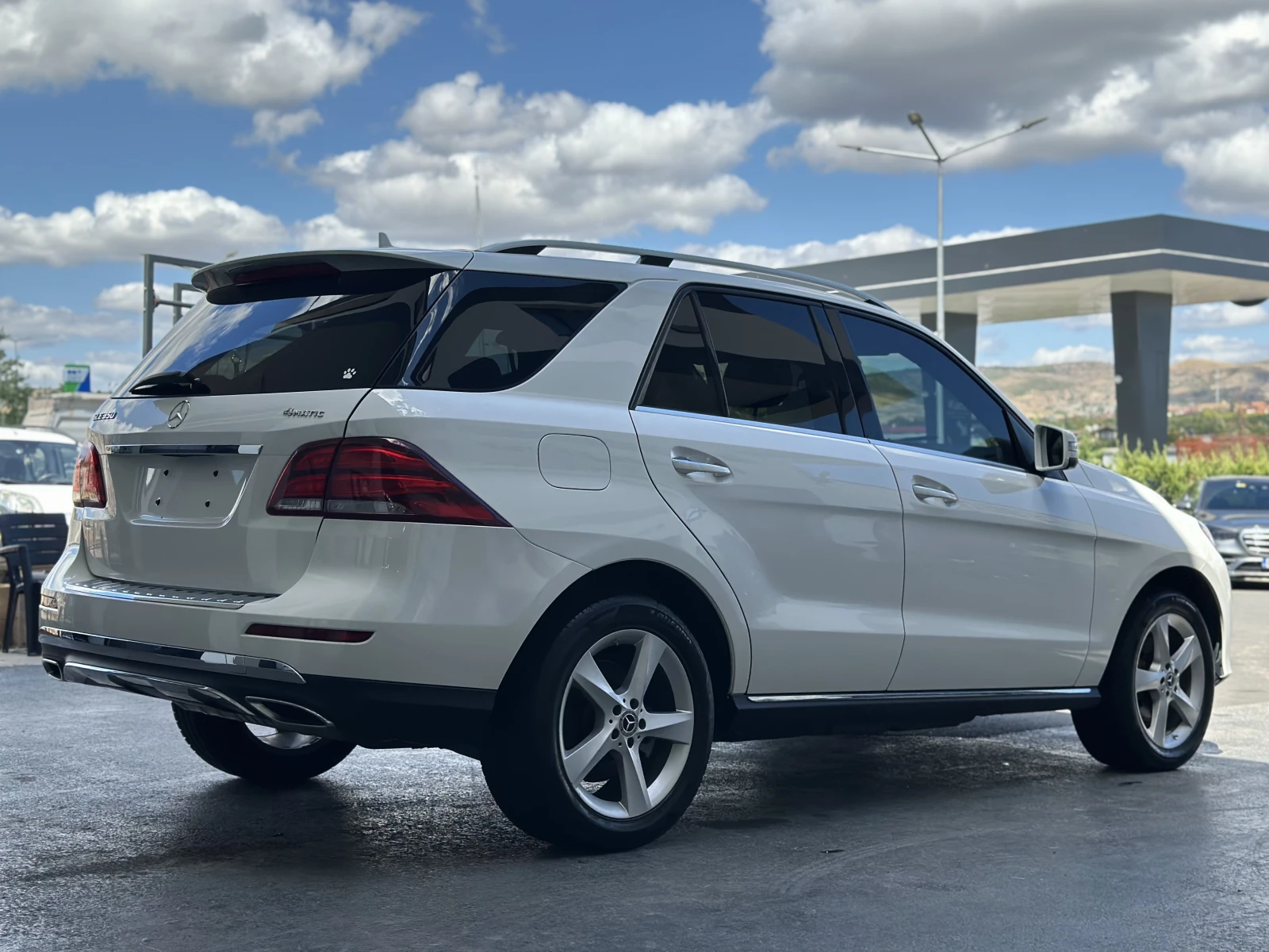 Mercedes-Benz GLE 350 Наличен - изображение 7