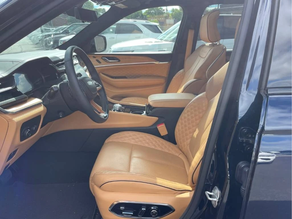 Jeep Cherokee  - изображение 5