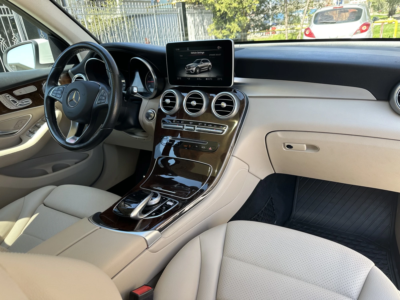 Mercedes-Benz GLC 350 e AMG 4Matic | Mobile.bg � ����������� 10