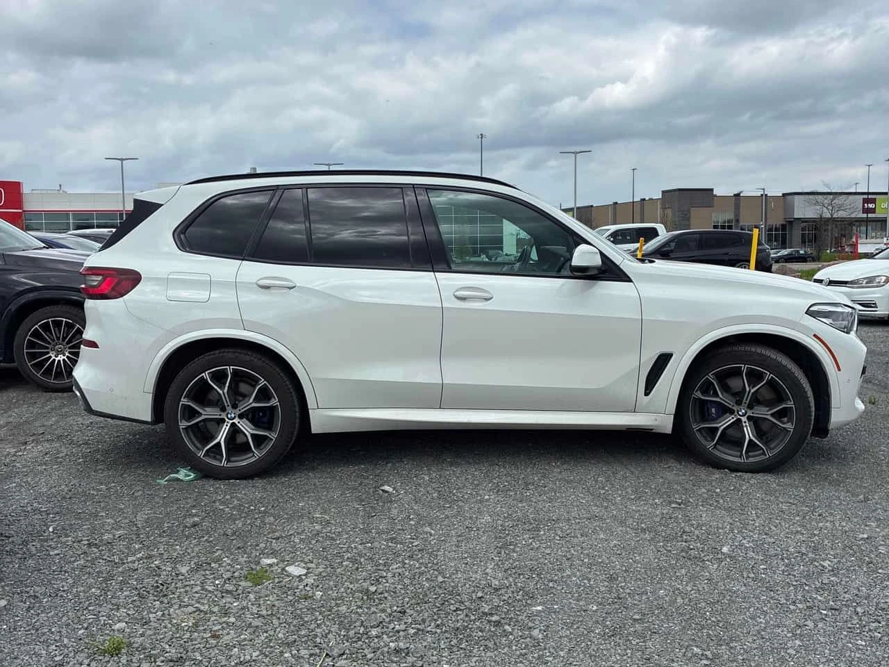 BMW X5 * xDrive40i * M-sport* PANORAMA* AMBIENTNO* , снимка 3 - Автомобили и джипове - 54610210