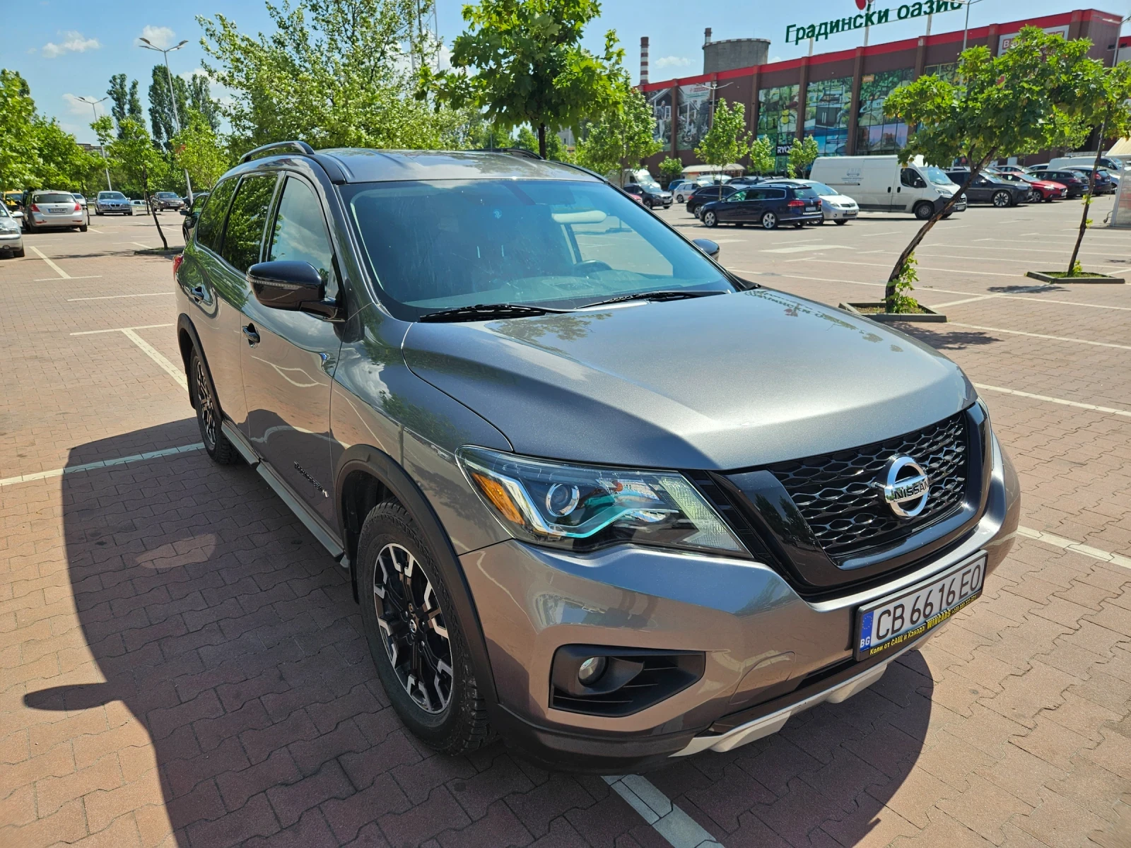 Nissan Pathfinder ROCK CREEK
