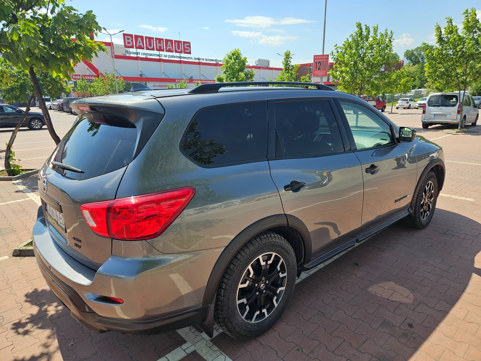 Nissan Pathfinder ROCK CREEK, снимка 7 - Автомобили и джипове - 54717353