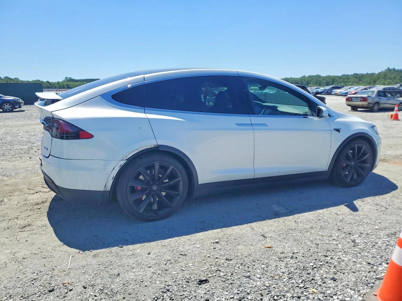 Tesla Model X | Mobile.bg � ����������� 3