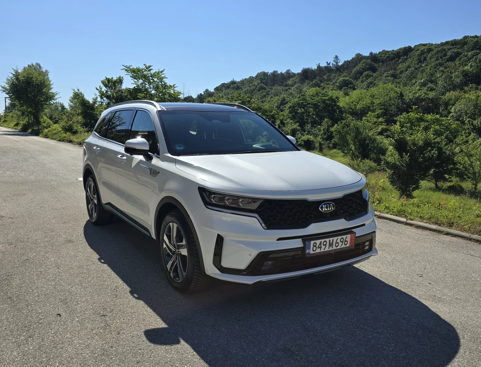 Kia Sorento PHEV* Platinum* 4WD* Cam 360 * Подгрев* Обдухване, снимка 3 - Автомобили и джипове - 55141058