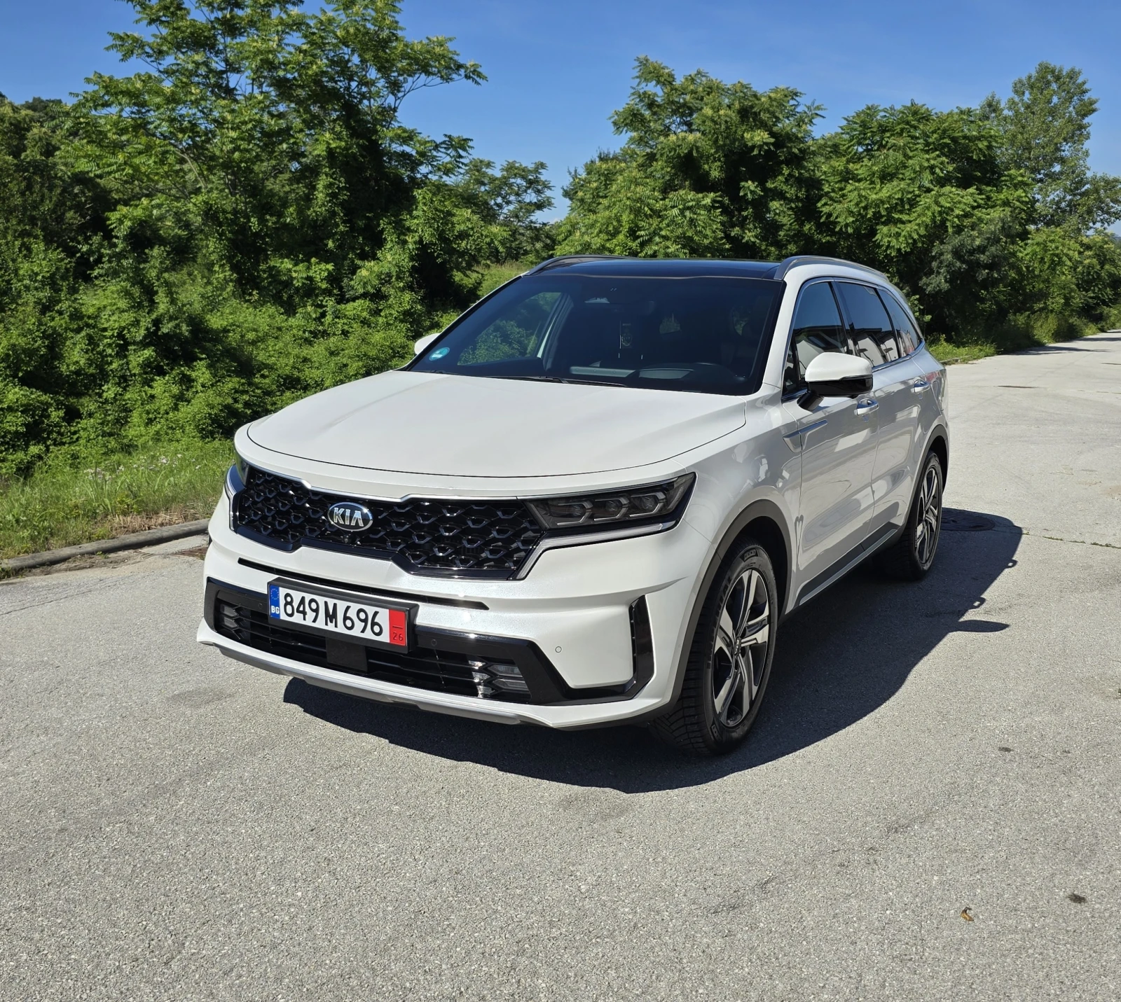Kia Sorento PHEV* Platinum* 4WD* Cam 360 * Подгрев* Обдухване
