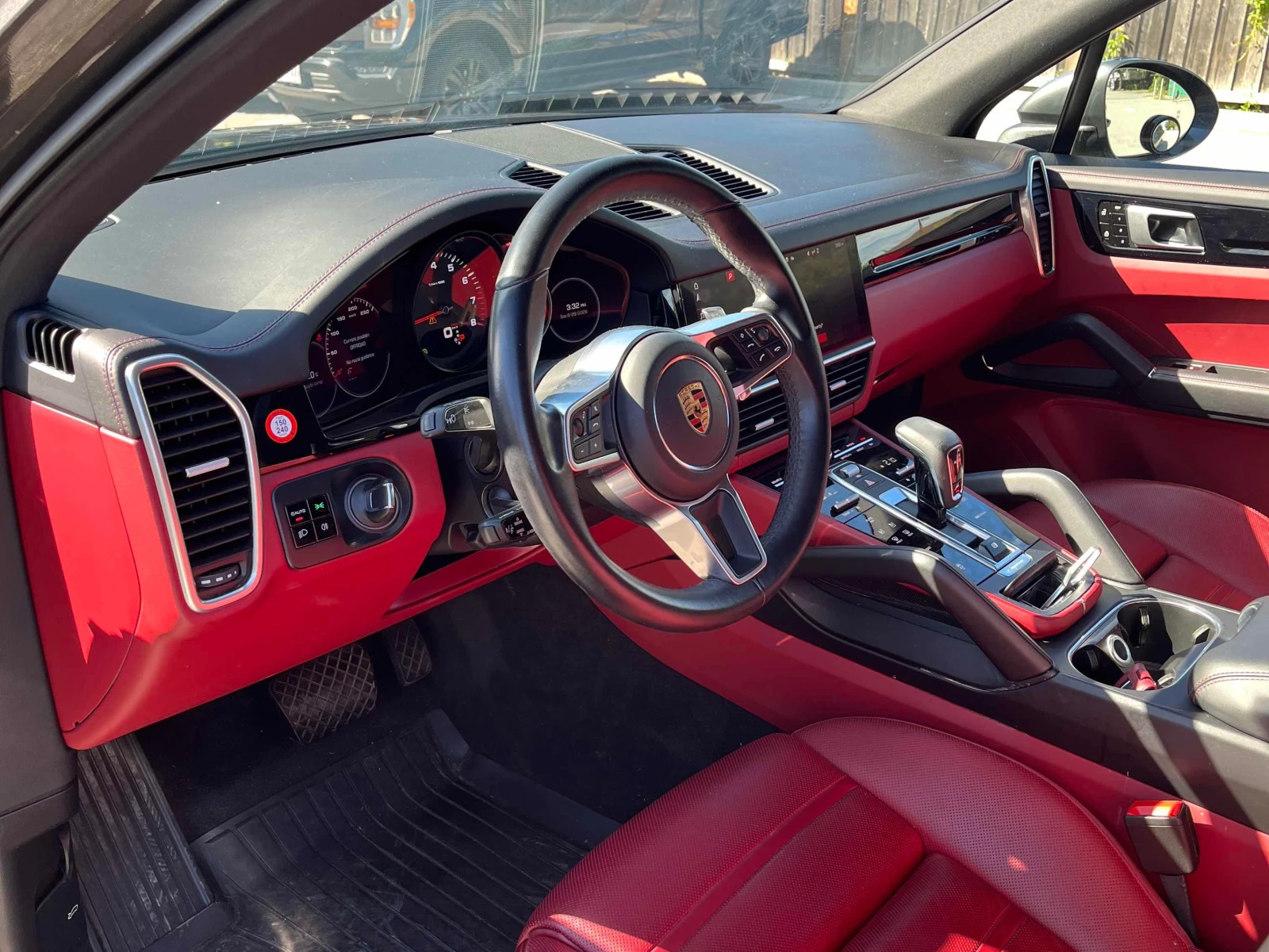 Porsche Cayenne  AWD 3.0L / ОБДУХВАНЕ / 360 / MEMORY / PANO , снимка 7 - Автомобили и джипове - 55999598