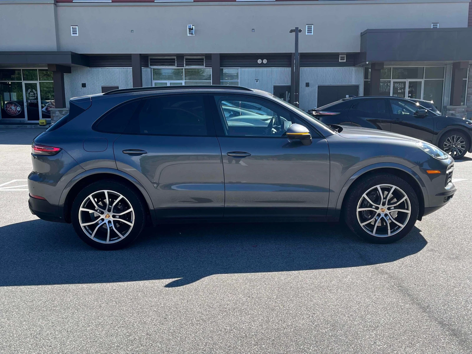 Porsche Cayenne  AWD 3.0L / ОБДУХВАНЕ / 360 / MEMORY / PANO , снимка 4 - Автомобили и джипове - 55999598