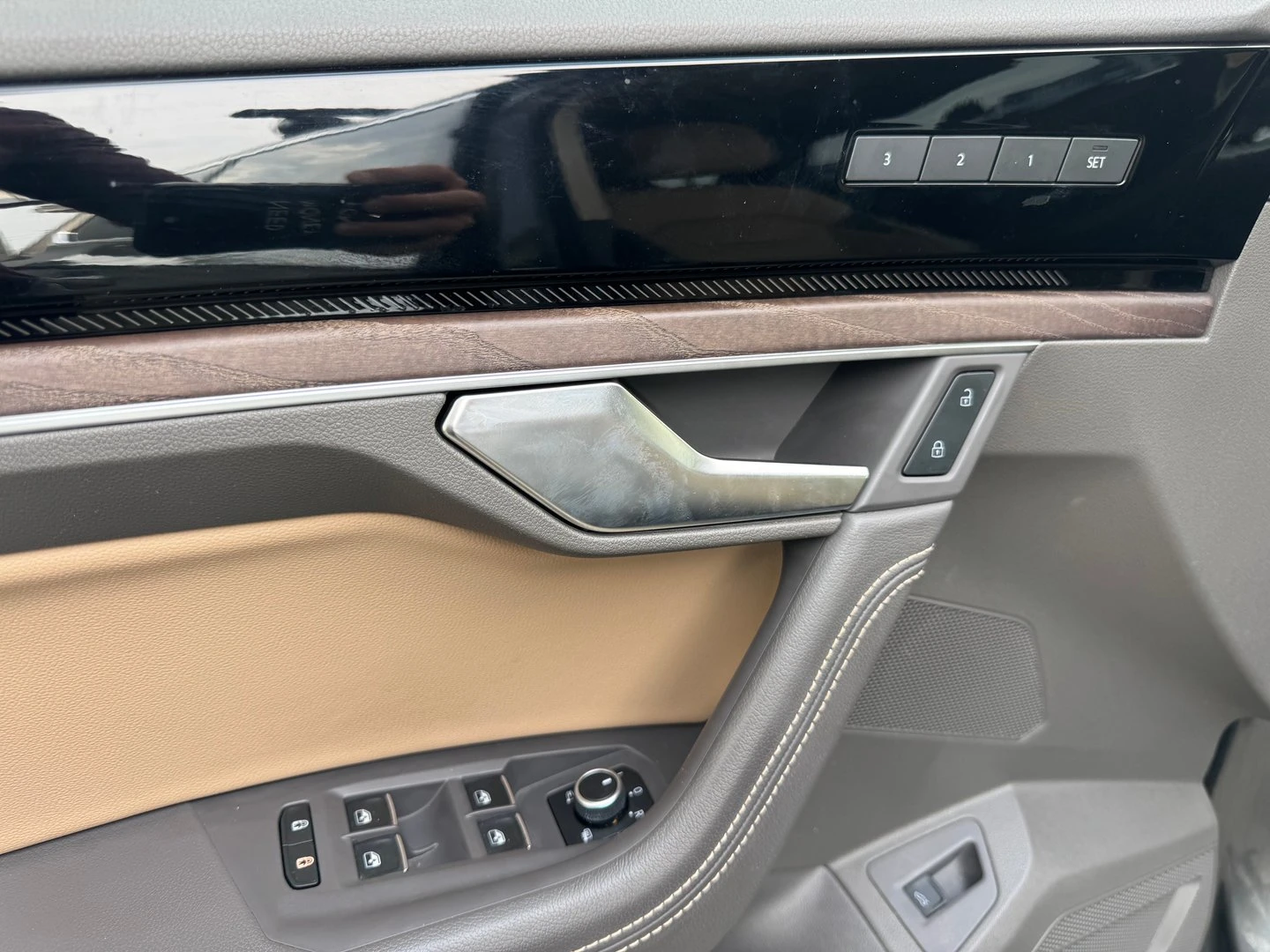 VW Touareg, снимка 5 - Автомобили и джипове - 56421999