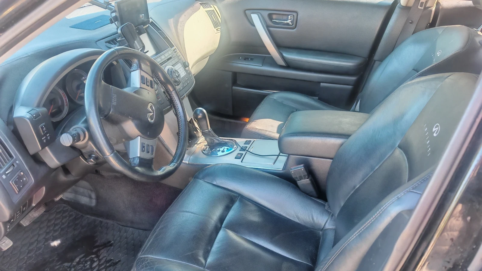 Infiniti Fx 35, снимка 9 - Автомобили и джипове - 56434141
