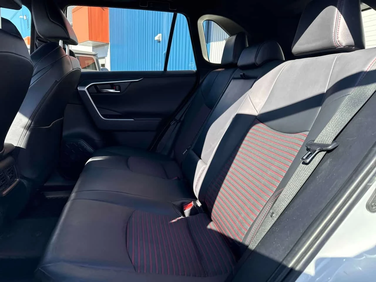 Toyota Rav4 PLUG-IN HYBRID * XSE * CARFAX *  | Mobile.bg � ����������� 11