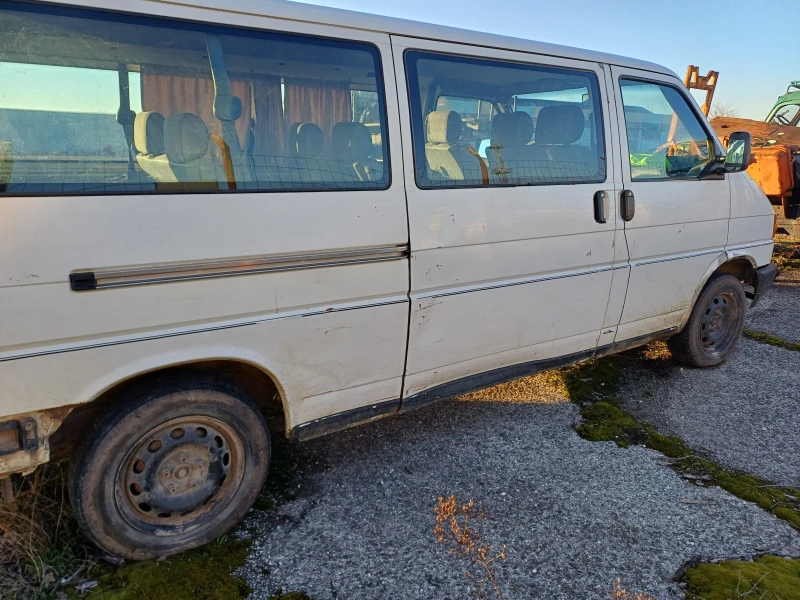 VW Transporter, снимка 3 - Бусове и автобуси - 48637228