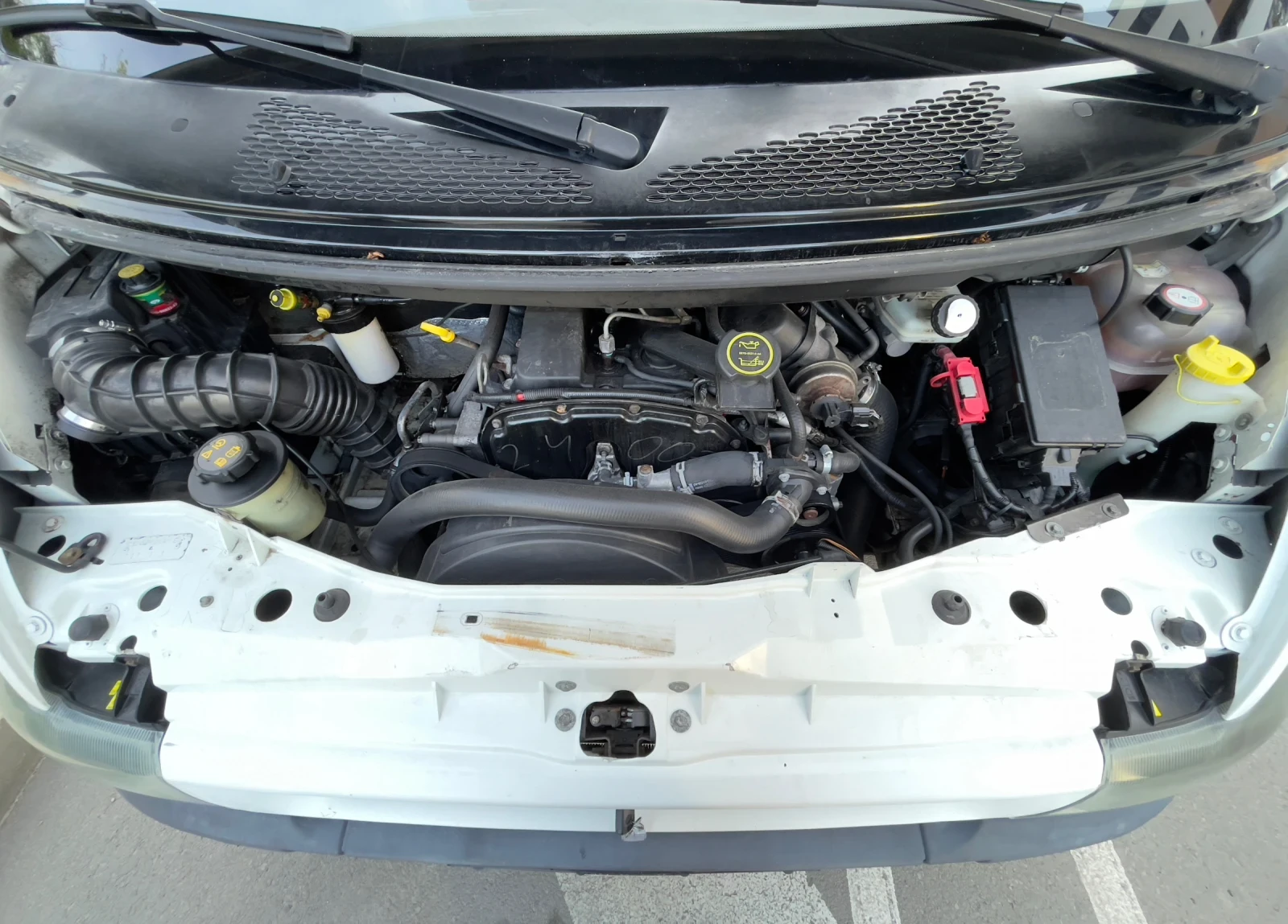 Ford Transit 2.4  - изображение 8