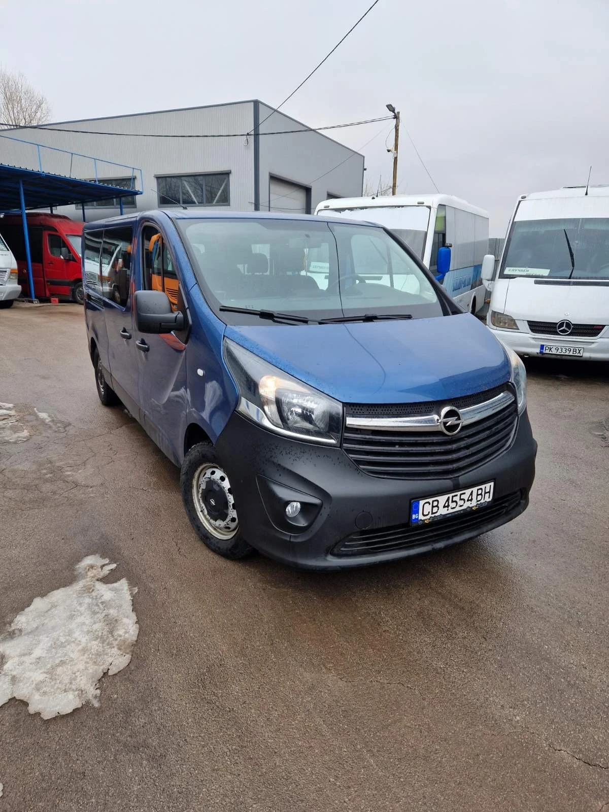 Opel Vivaro 1.6 Bi-Turbo - изображение 3