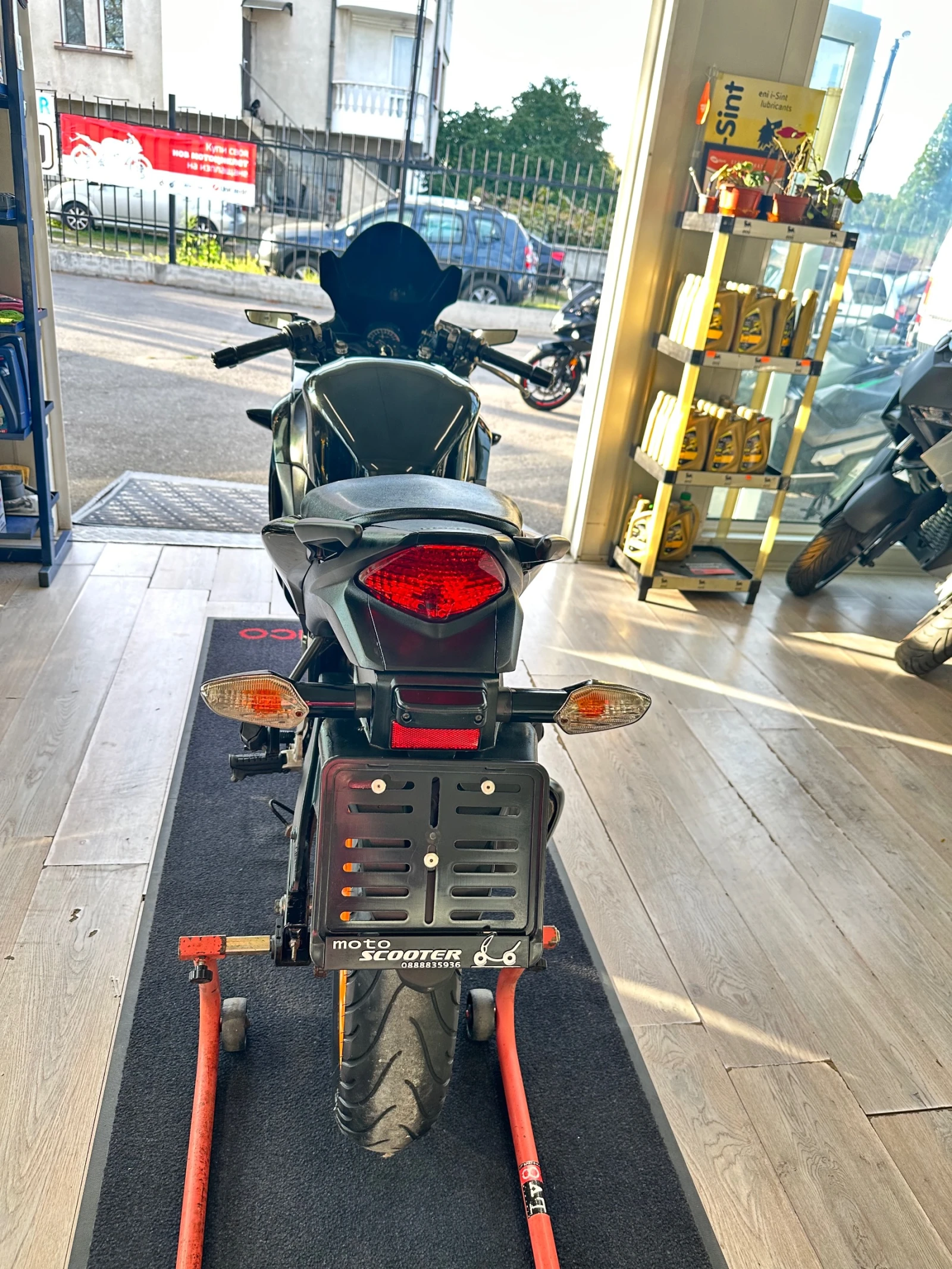 Honda Cbr 125R 05.2011г. А1, снимка 12 - Мотоциклети и мототехника - 56316257