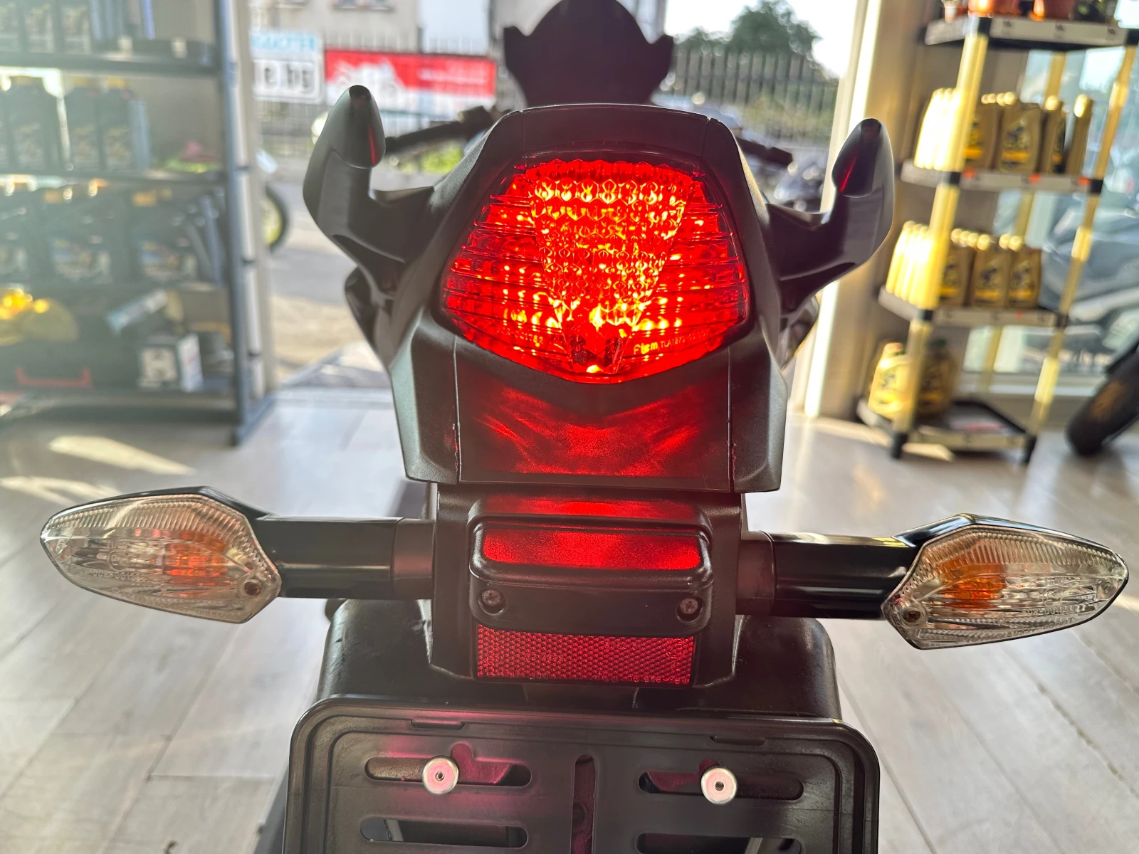 Honda Cbr 125R 05.2011г. А1, снимка 11 - Мотоциклети и мототехника - 56316257