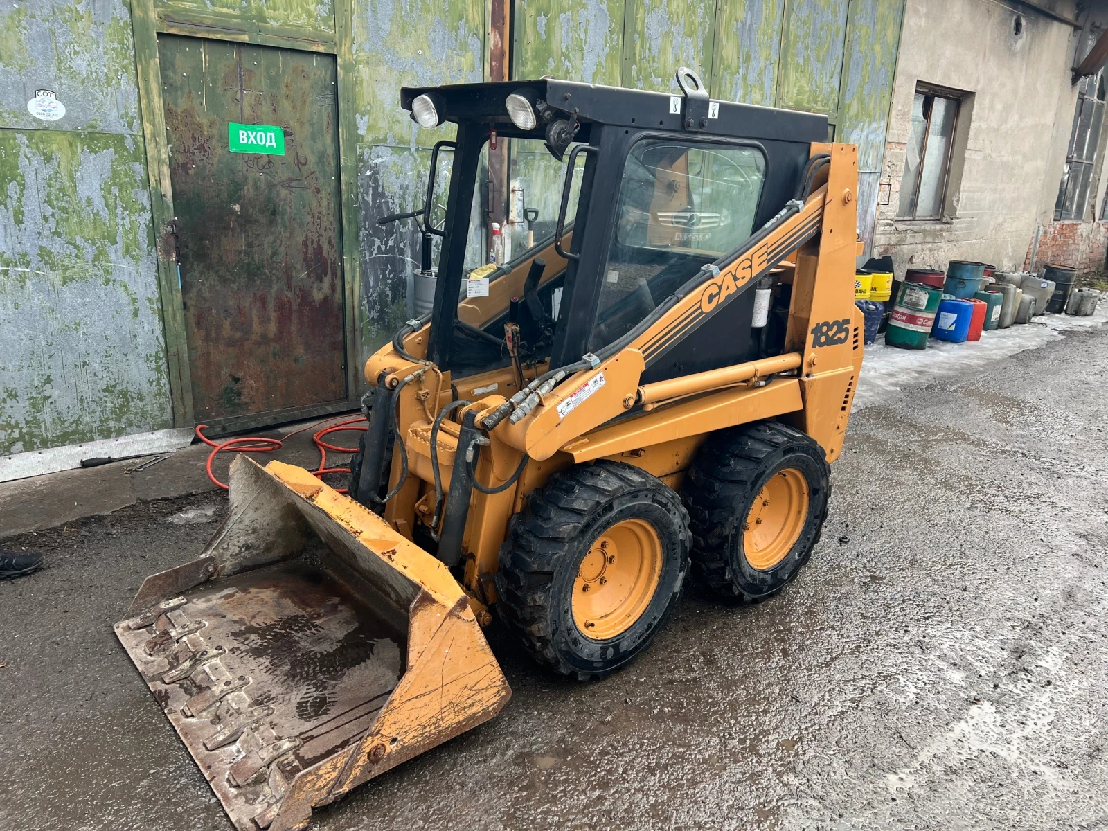    Bobcat CASE 1825B | Mobile.bg   1