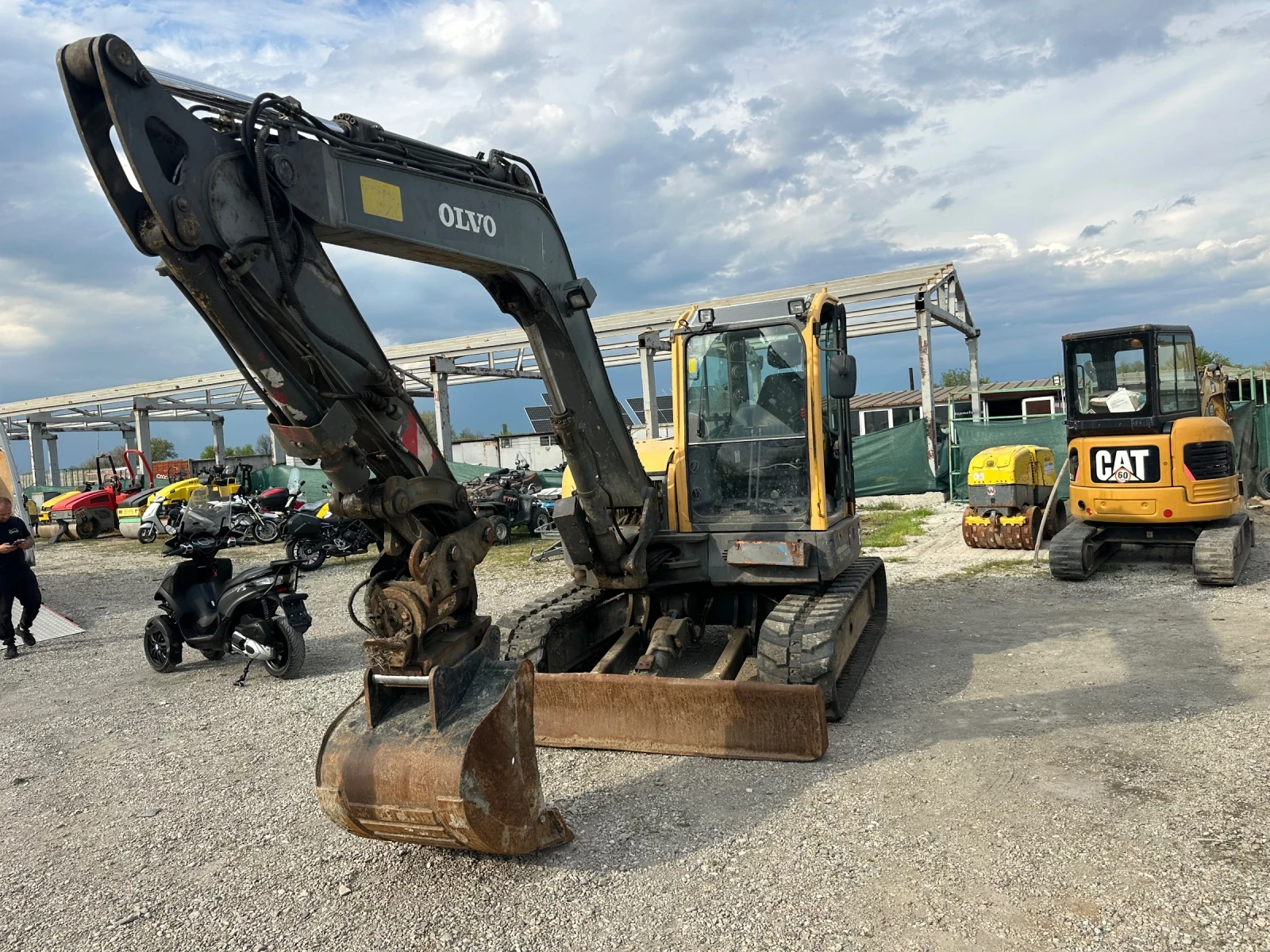 Багер Volvo ecr88 plus, снимка 3 - Индустриална техника - 54295655