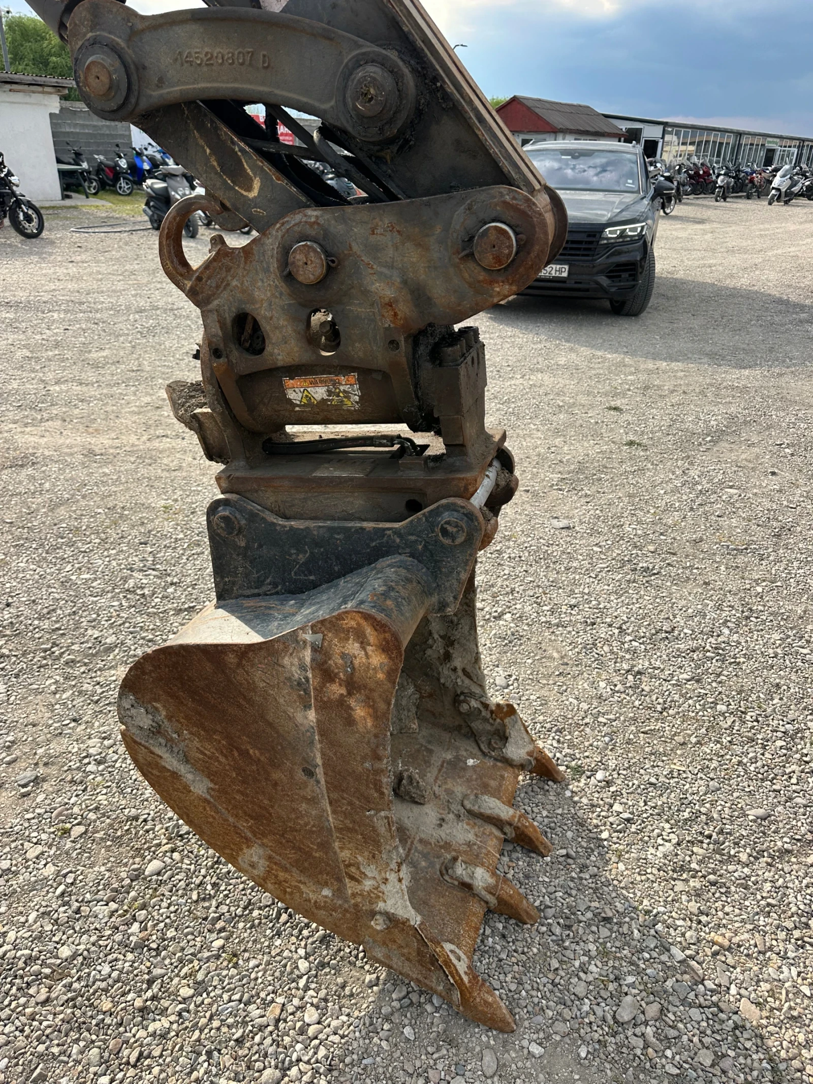 Багер Volvo ecr88 plus, снимка 8 - Индустриална техника - 54295655